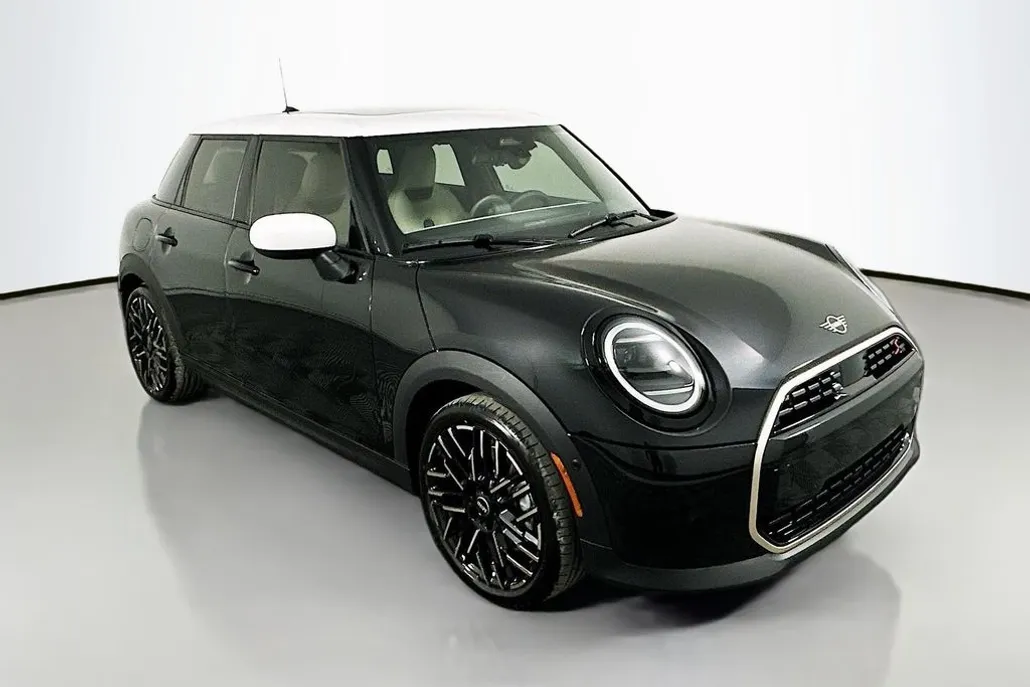 2025 Mini Cooper S photo 1