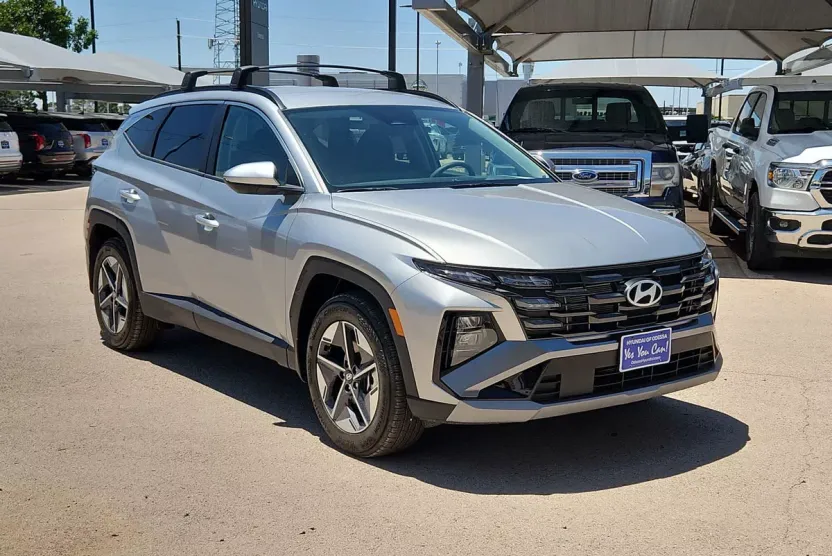 2025 Hyundai Tucson SEL photo 1