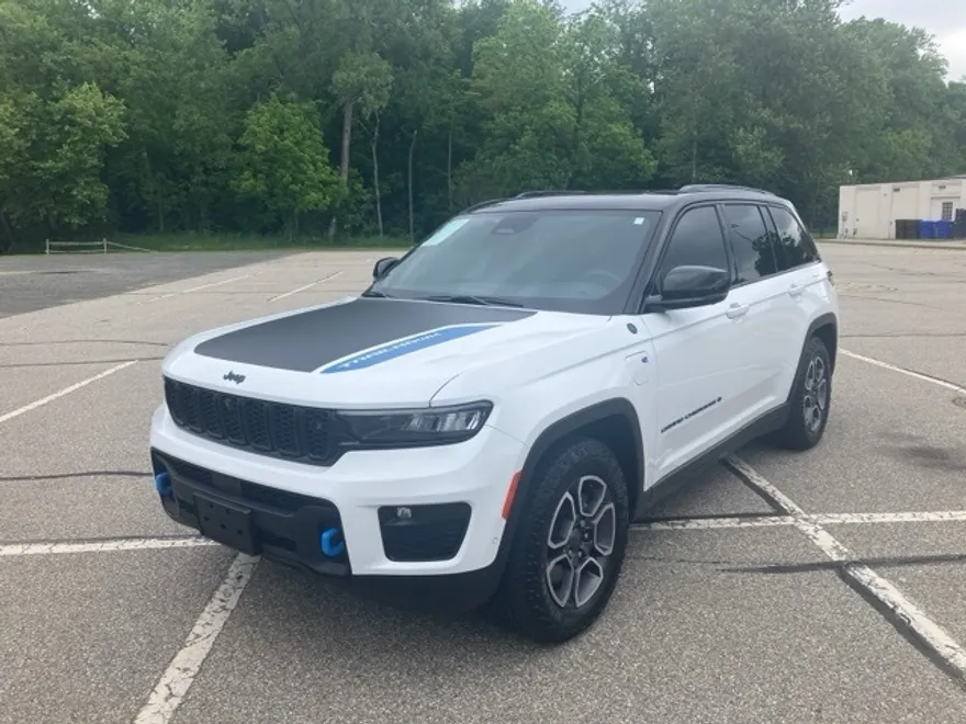 2023 Jeep Grand Cherokee Trailhawk 4xe photo 1