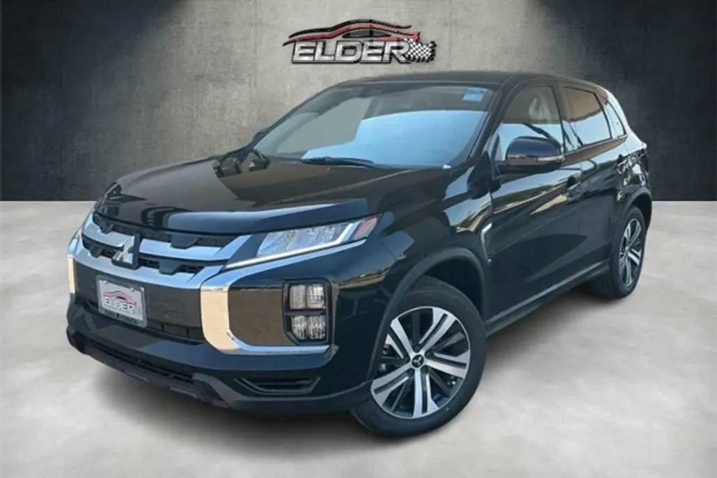 2025 Mitsubishi Outlander Sport SE photo 1