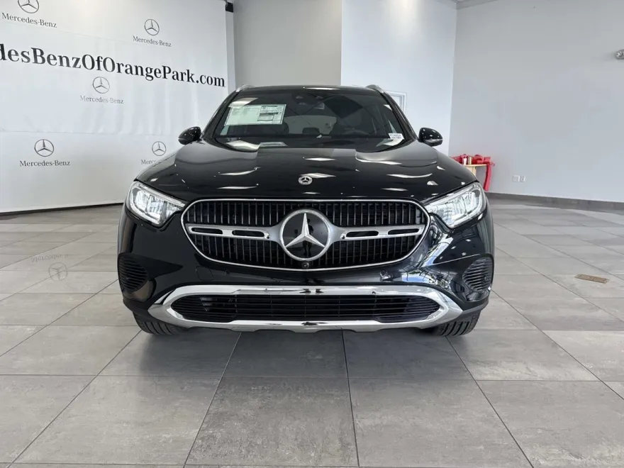 2026 Mercedes Benz GLC 300 4MATIC photo 1
