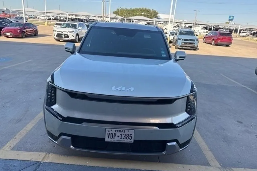 2024 Kia EV9 Land photo 1