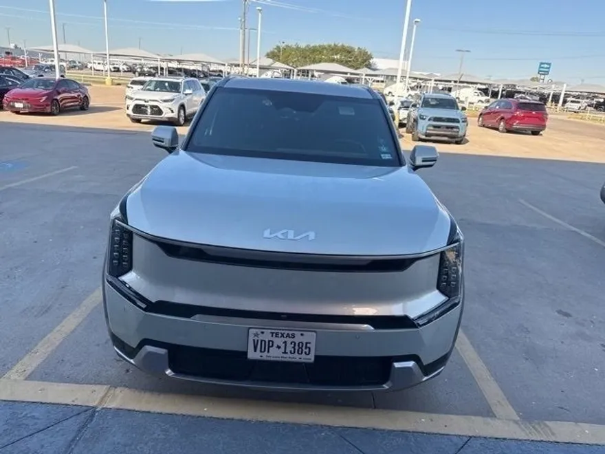 2024 Kia EV9 Land photo 1