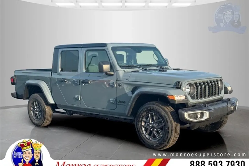 2025 Jeep Gladiator Sport S photo 1
