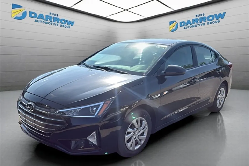 2019 Hyundai Elantra SE photo 1