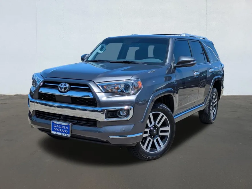 2023 Toyota 4Runner Limited photo 1