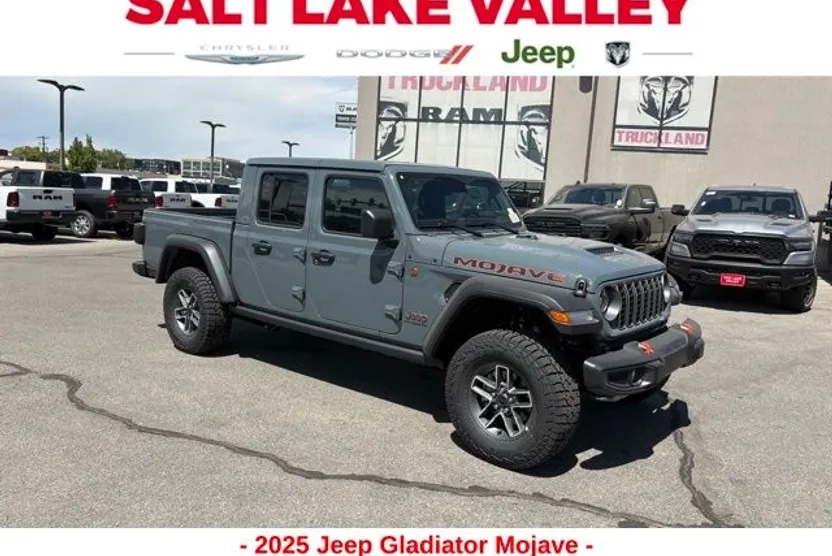 2025 Jeep Gladiator Mojave photo 1
