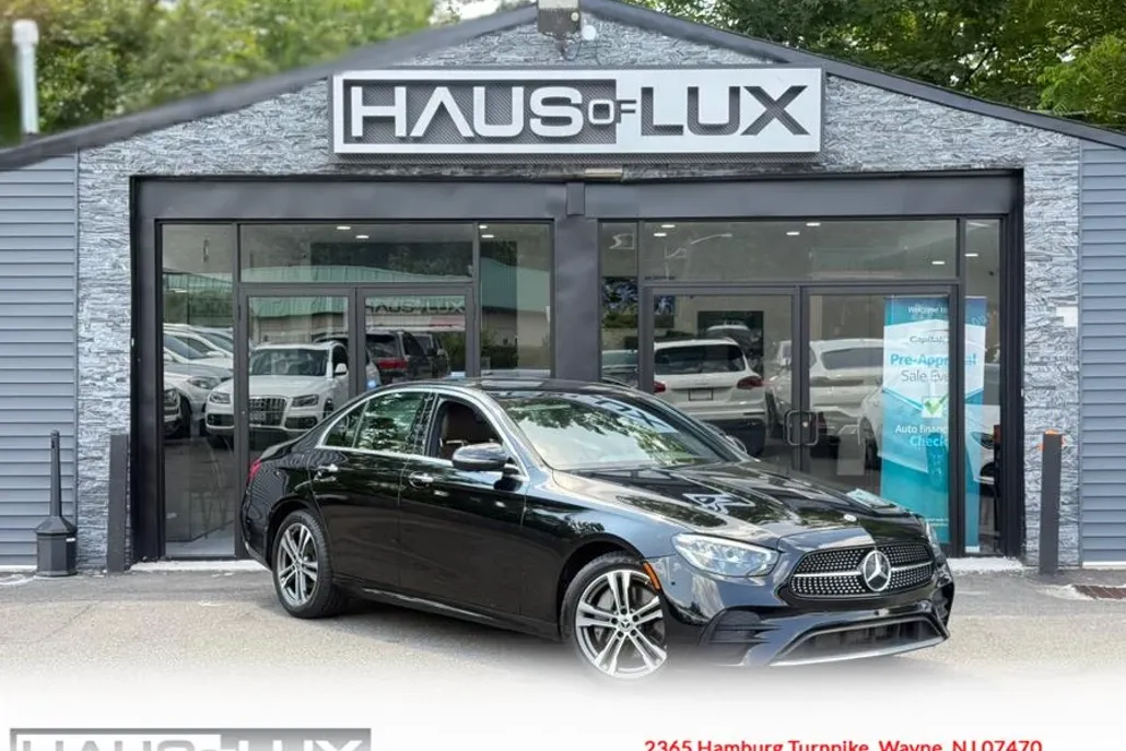 2022 Mercedes Benz E 350 4MATIC photo 1