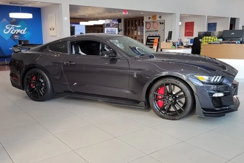 2022 Ford Mustang Shelby GT500 photo 1