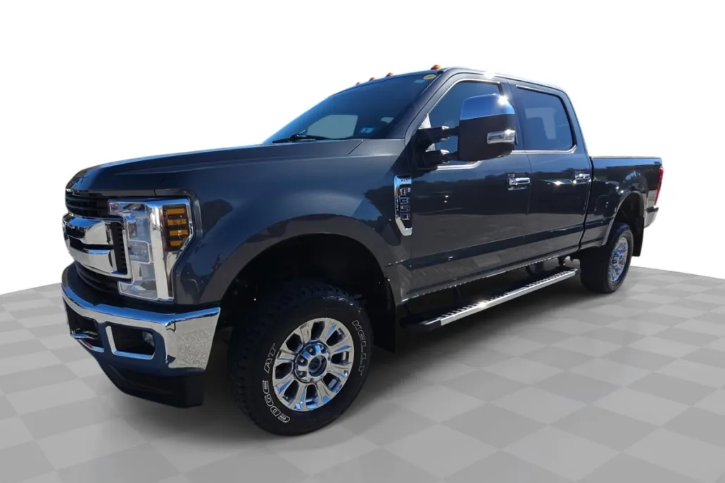 2019 Ford F-350 XLT photo 1