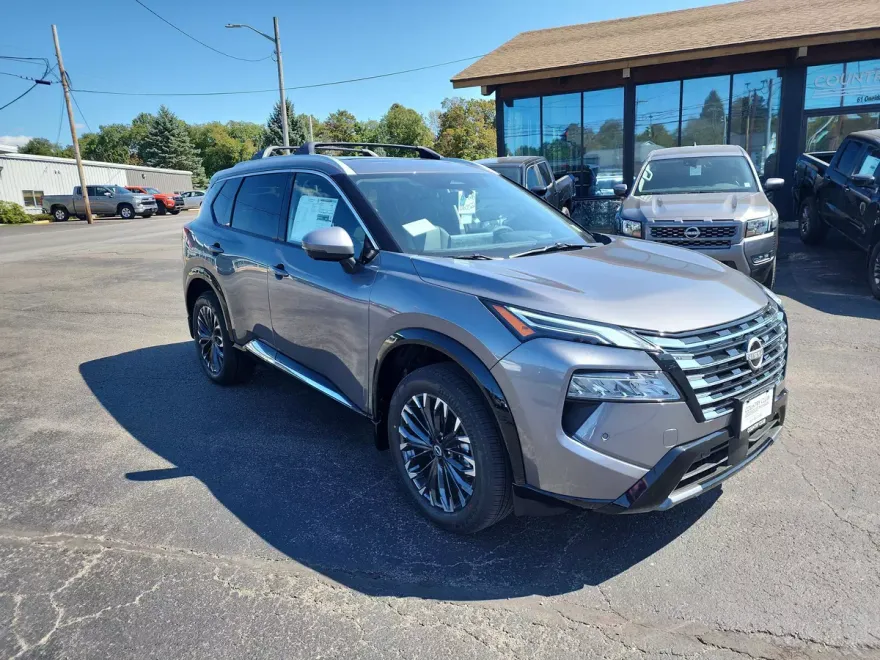 2026 Nissan Rogue Platinum photo 1