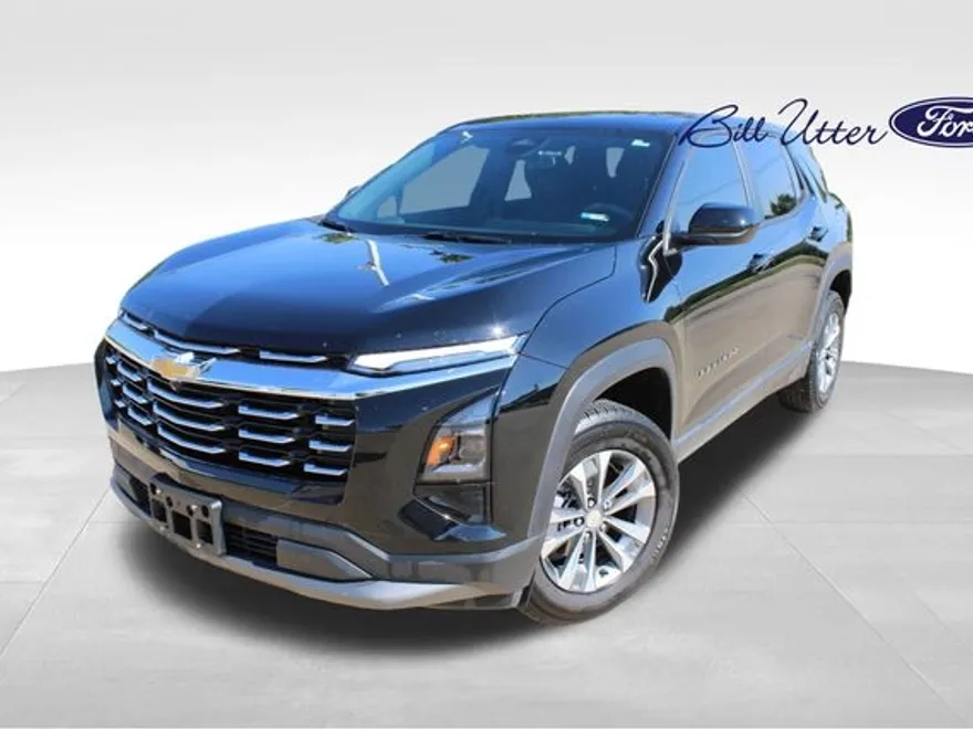 2025 Chevrolet Equinox LT photo 1