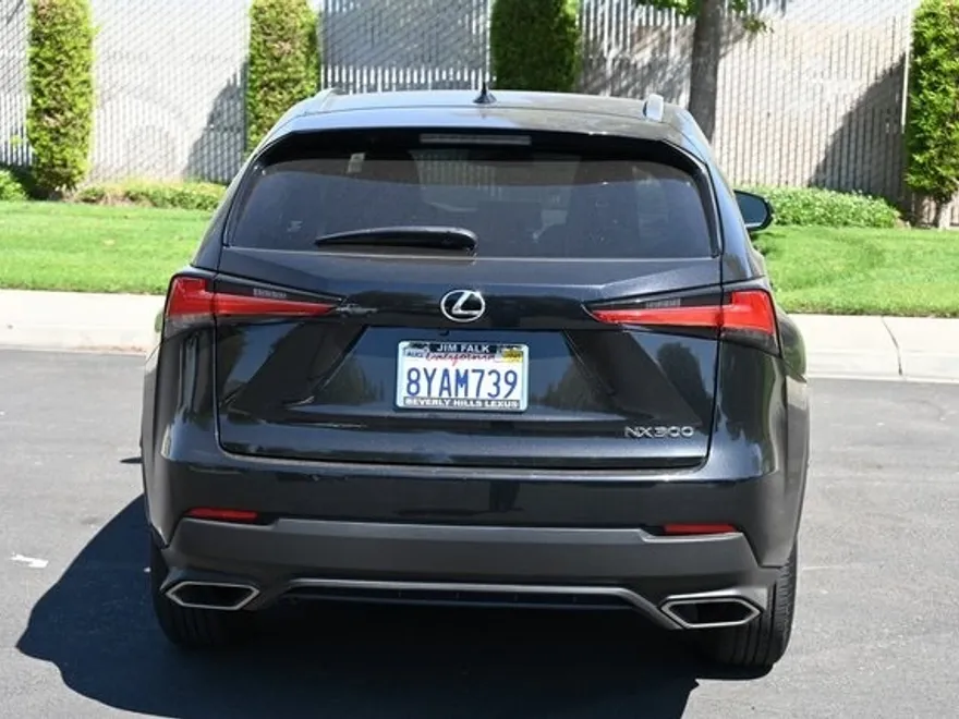 2021 Lexus NX 300 photo 1