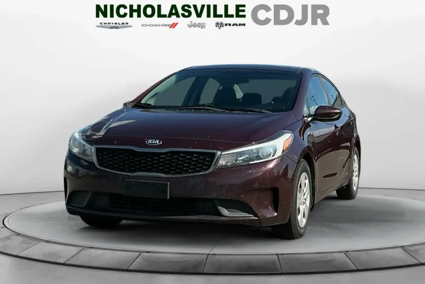 2017 Kia Forte LX Base photo 1