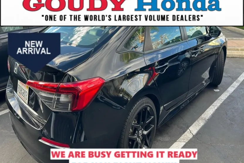 2022 Honda Civic Sport photo 1