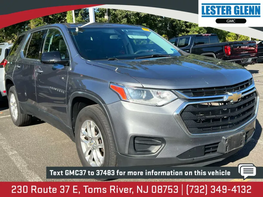 2020 Chevrolet Traverse LS photo 1