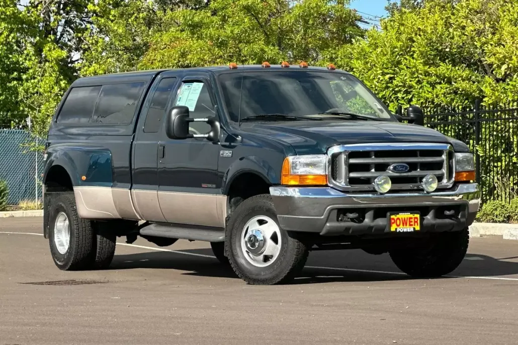 1999 Ford F-350 XL photo 1