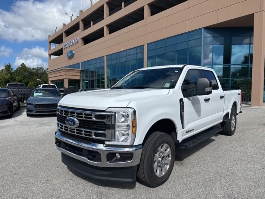 2024 Ford F-250 photo 1