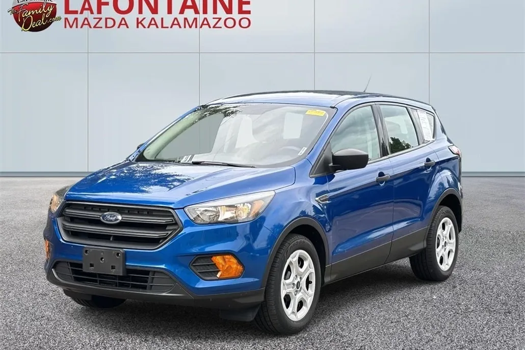 2018 Ford Escape S photo 1