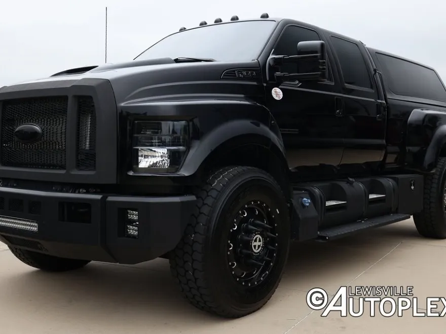 2024 Ford F-650 Base photo 1