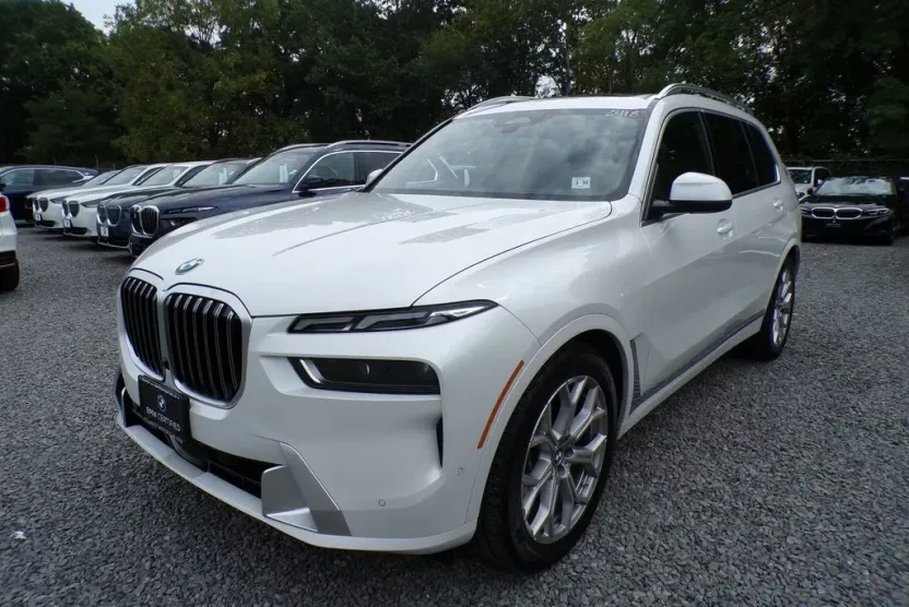 2025 Bmw X7 xDrive40i photo 1