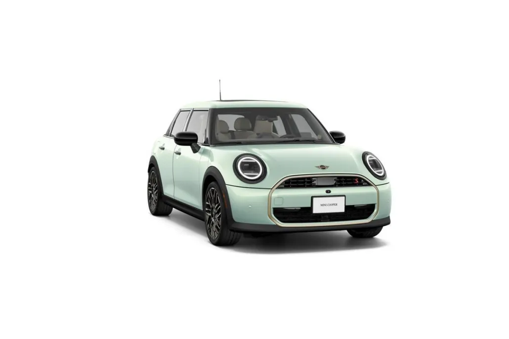 2025 Mini Cooper 4 Door Hardtop Iconic photo 1