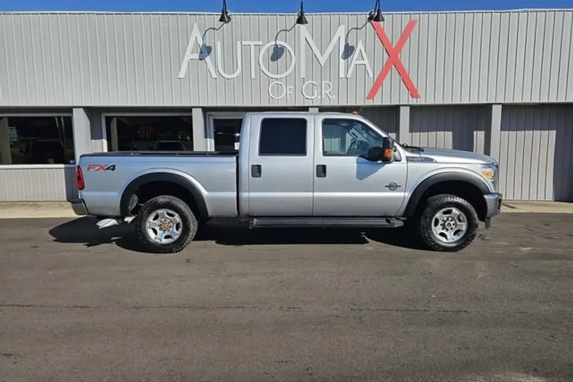 2016 Ford F-250 XLT FX4 photo 1