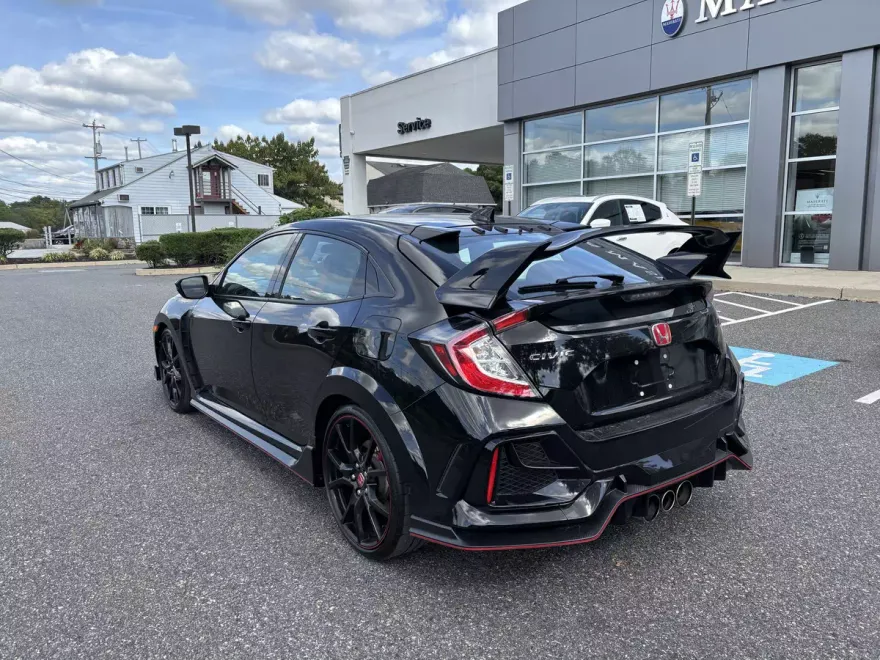 2021 Honda Civic Type R Touring Hatchback photo 1