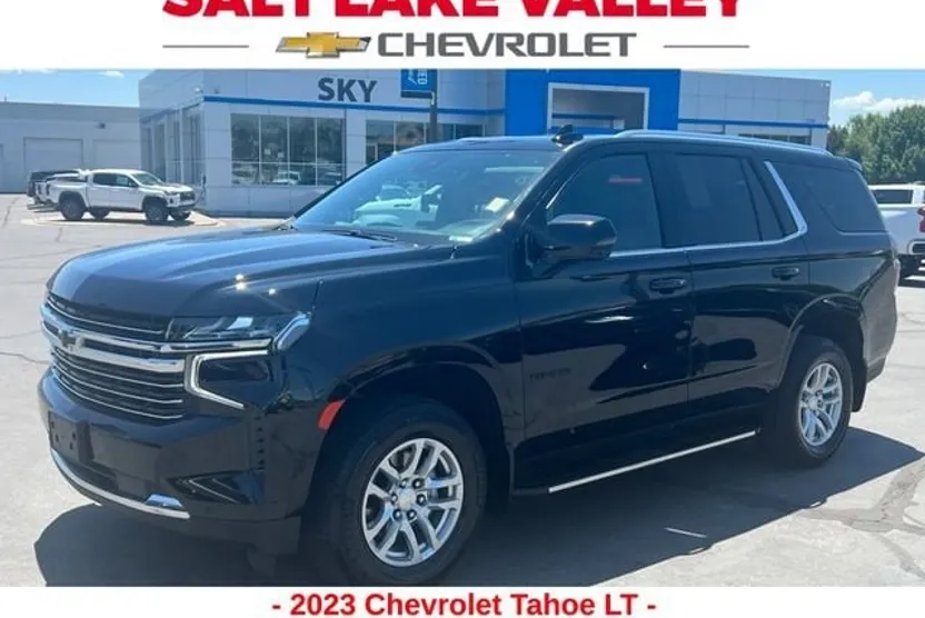 2023 Chevrolet Tahoe LT photo 1