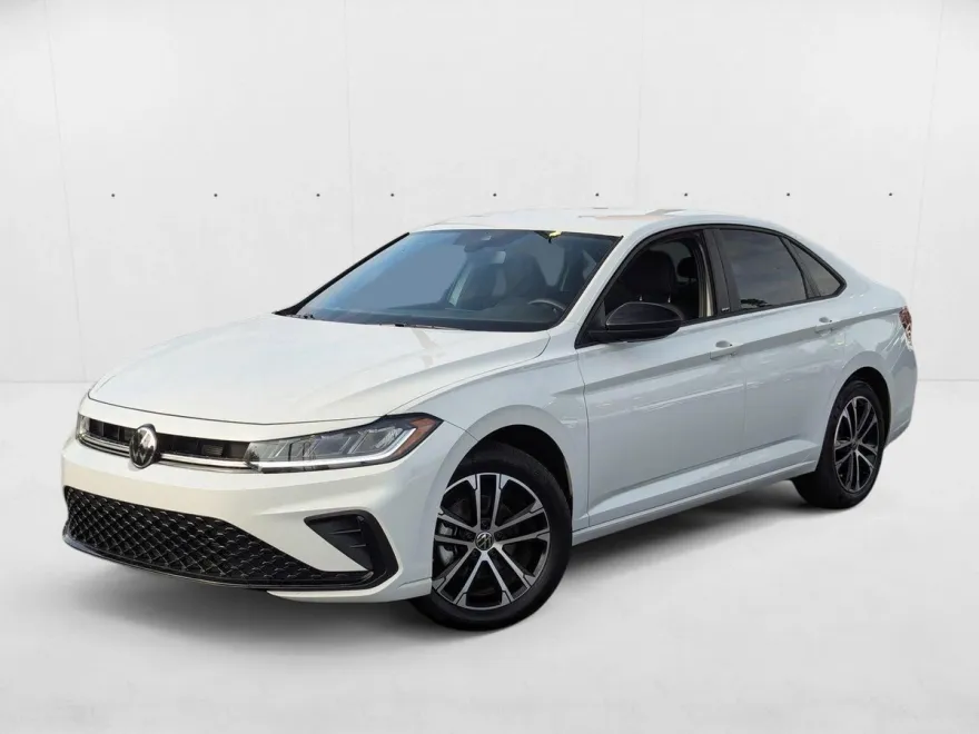 2025 Volkswagen Jetta Sport photo 1