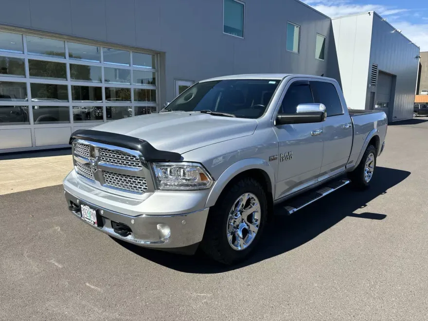 2017 Ram 1500 Laramie photo 1