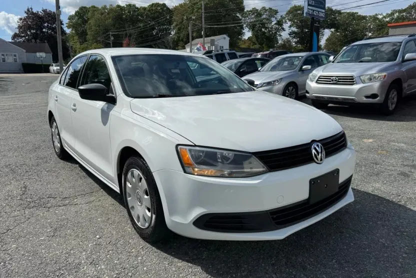 2014 Volkswagen Jetta 2.0 photo 1
