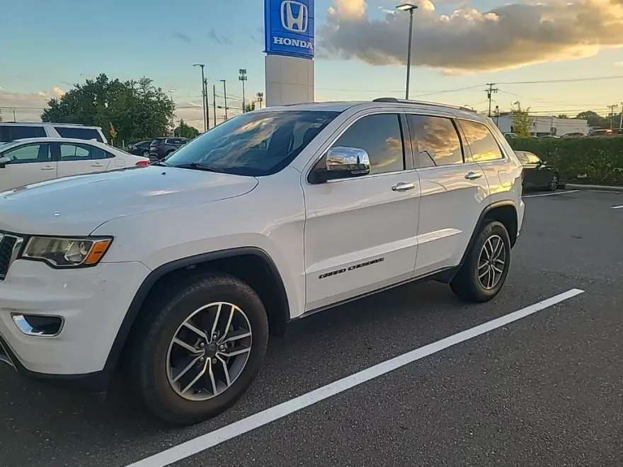 2020 Jeep Grand Cherokee Limited photo 1