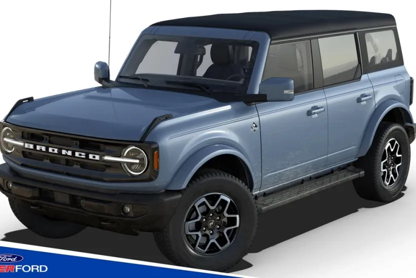 2025 Ford Bronco Outer Banks photo 1