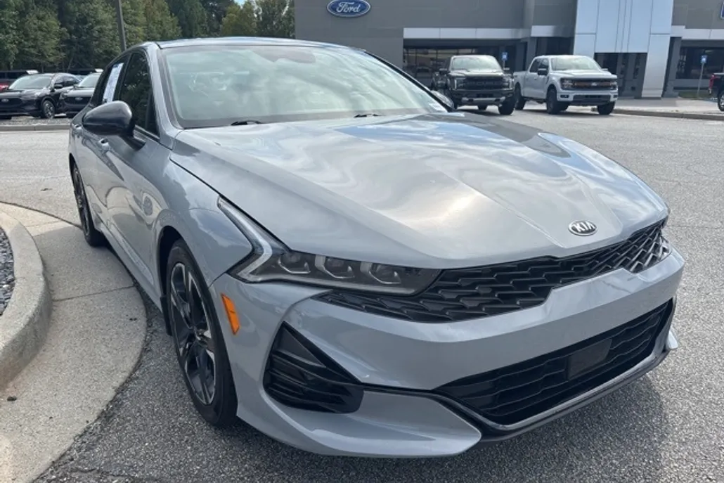 2021 Kia K5 GT-Line photo 1