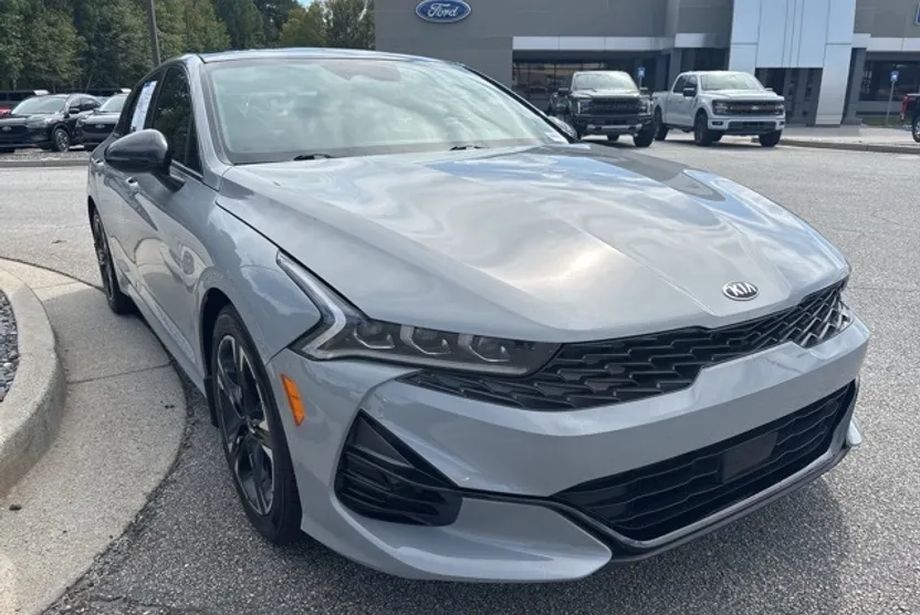 2021 Kia K5 GT-Line photo 1