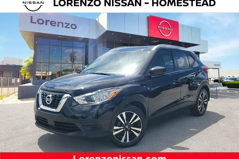 2020 Nissan Kicks SV photo 1