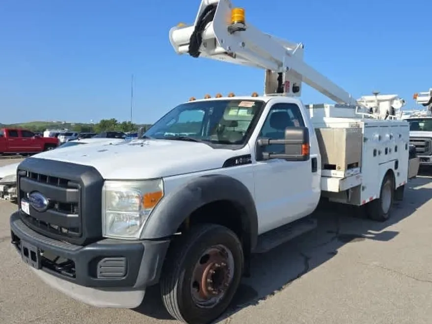 2012 Ford F-550 XL photo 1