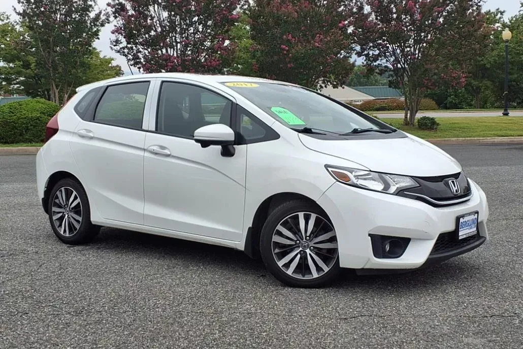 2017 Honda Fit EX photo 1