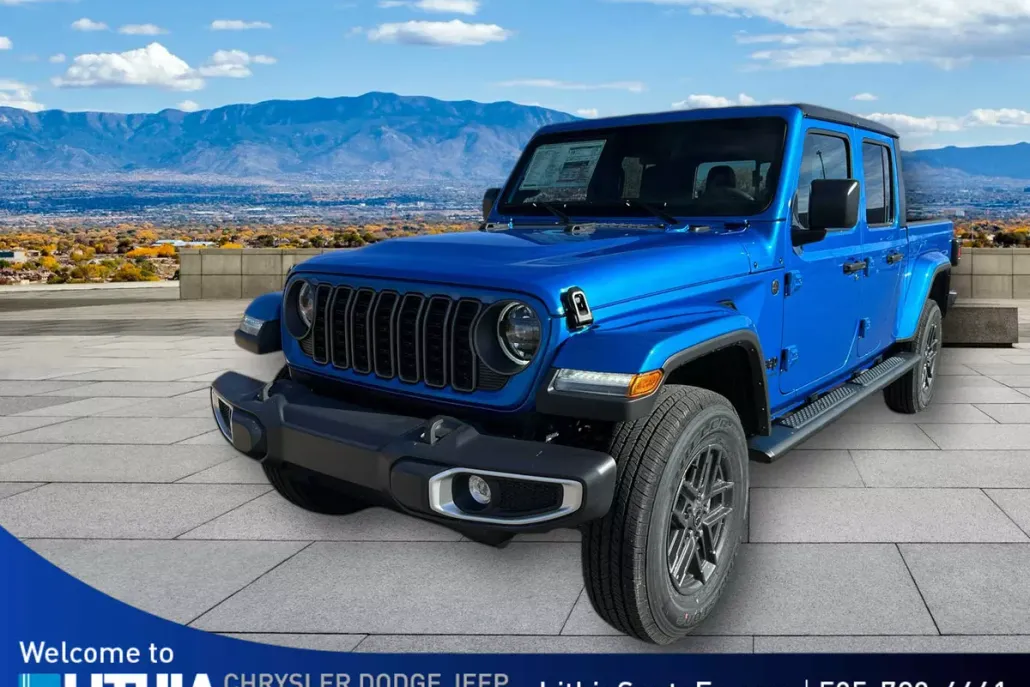 2025 Jeep Gladiator Sport S photo 1