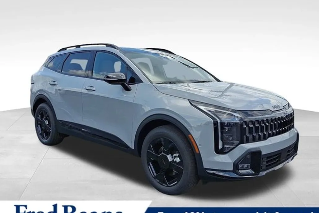 2026 Kia Sportage X-Line photo 1