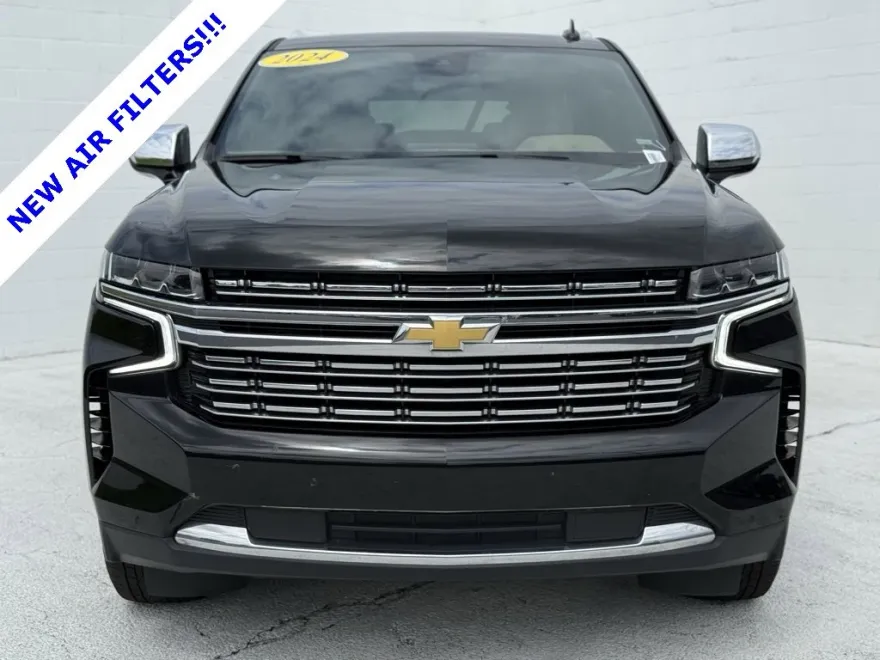 2024 Chevrolet Suburban Premier photo 1