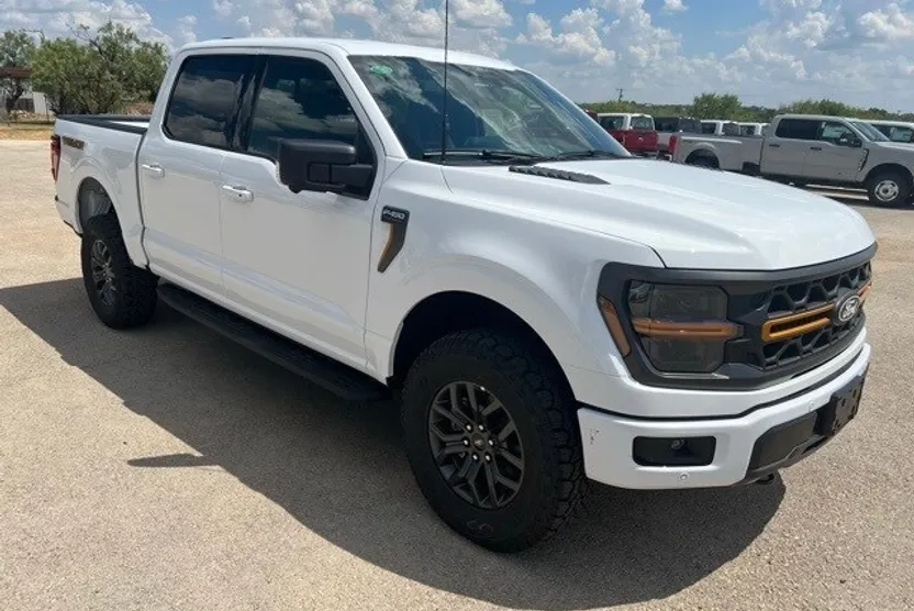 2025 Ford F-150 Tremor photo 1