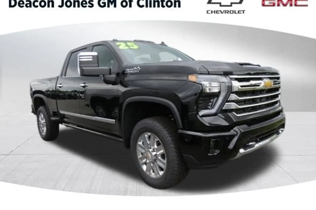2025 Chevrolet Silverado 2500HD High Country photo 1
