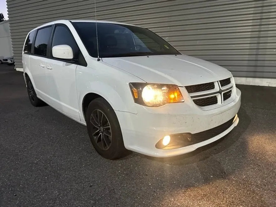 2018 Dodge Grand Caravan GT photo 1