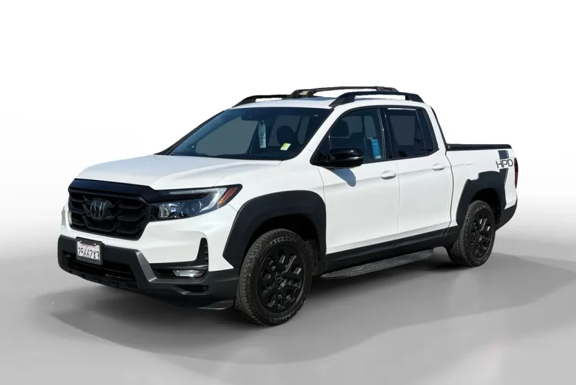 2023 Honda Ridgeline Black Edition photo 1
