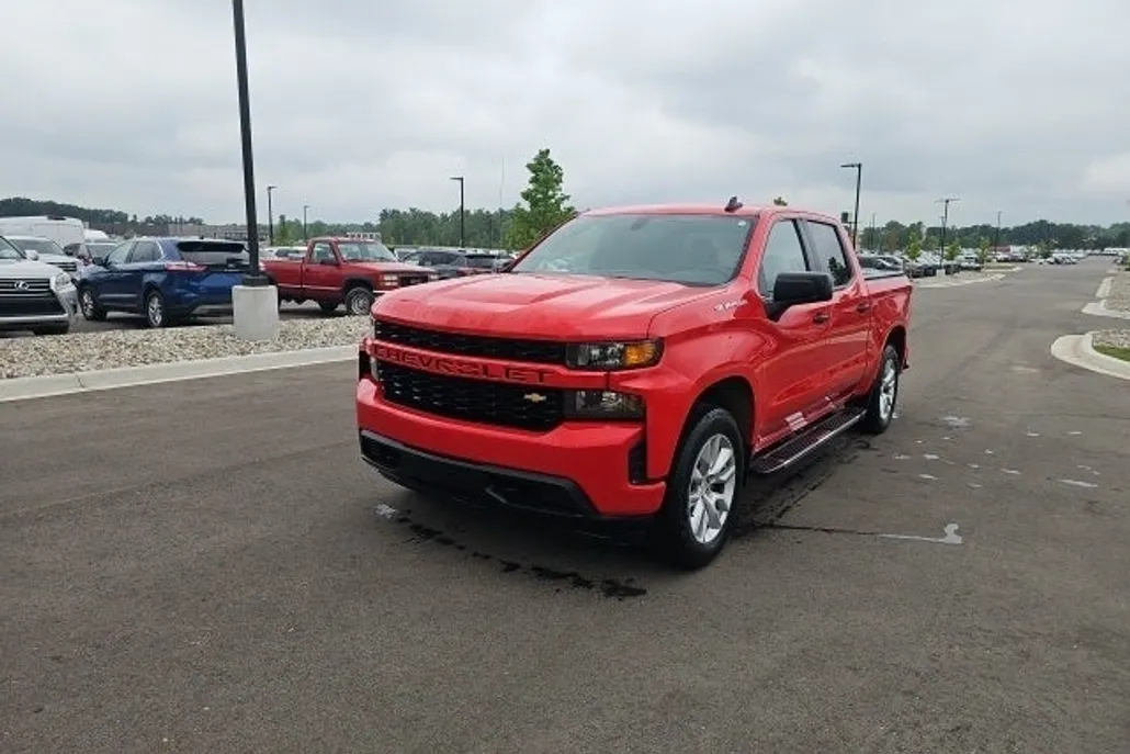 2020 Chevrolet Silverado 1500 Custom photo 1