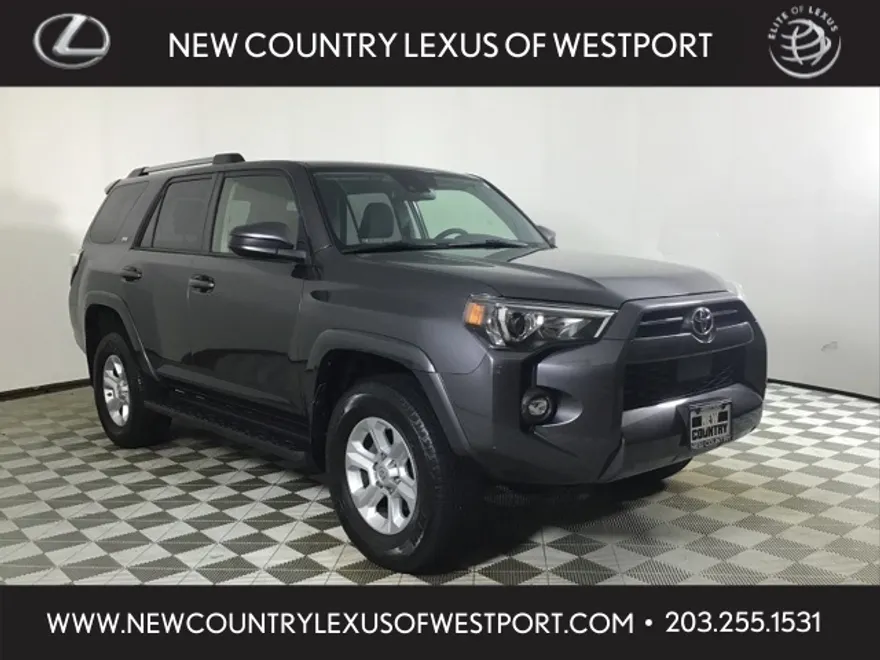 2021 Toyota 4Runner SR5 photo 1