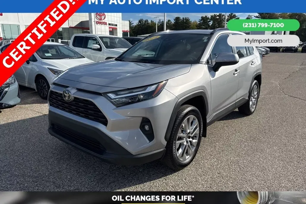 2024 Toyota RAV4 XLE Premium photo 1