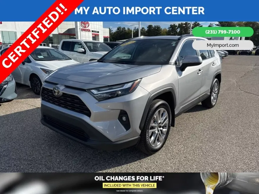 2024 Toyota RAV4 XLE Premium photo 1